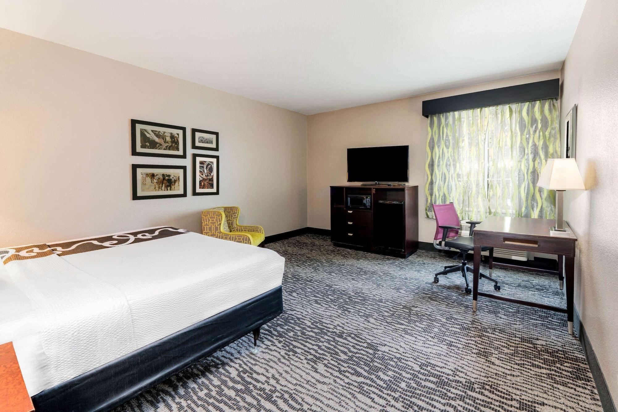 Hotel La Quinta By Wyndham Dfw Airport West - Bedford Zewnętrze zdjęcie