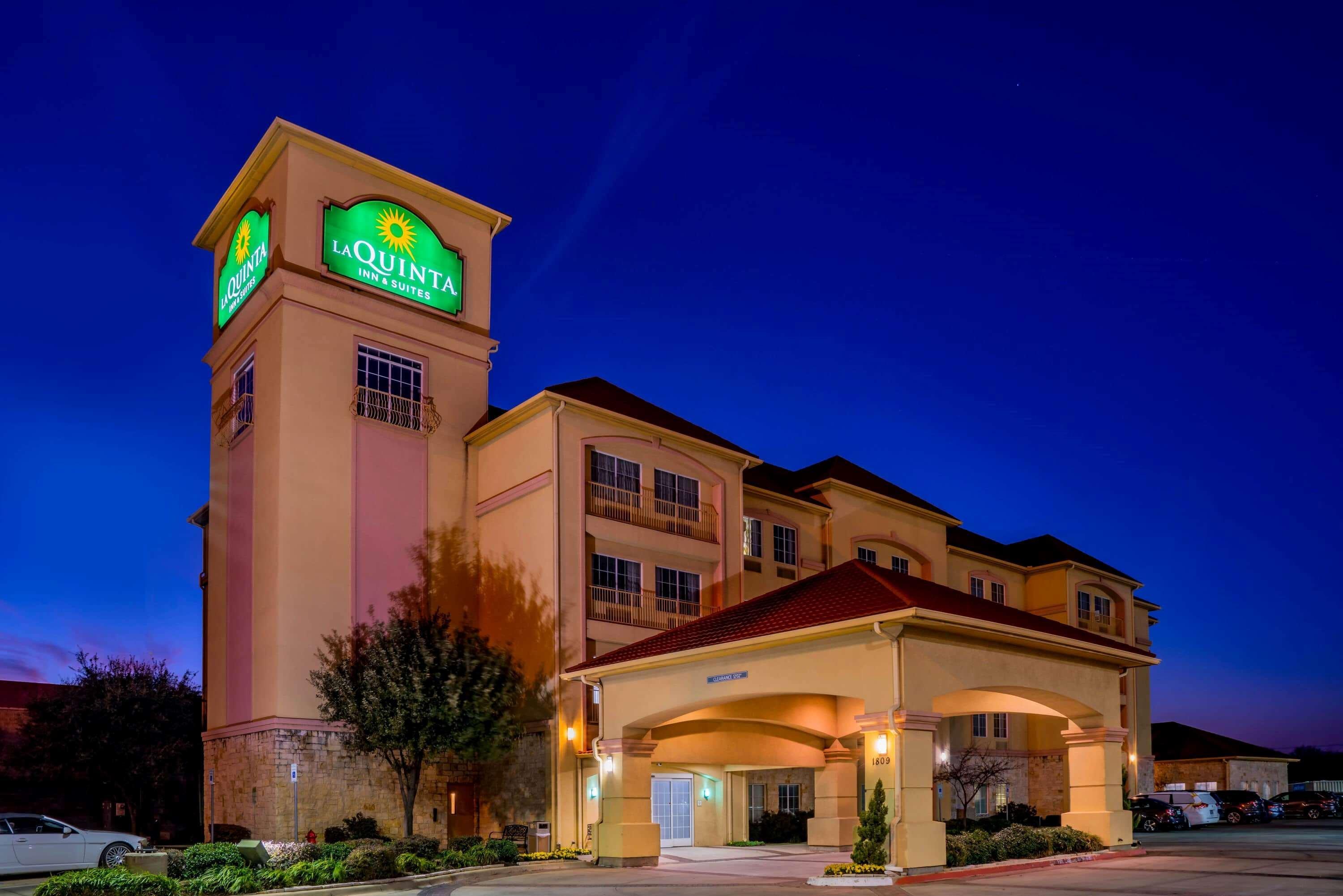 Hotel La Quinta By Wyndham Dfw Airport West - Bedford Zewnętrze zdjęcie